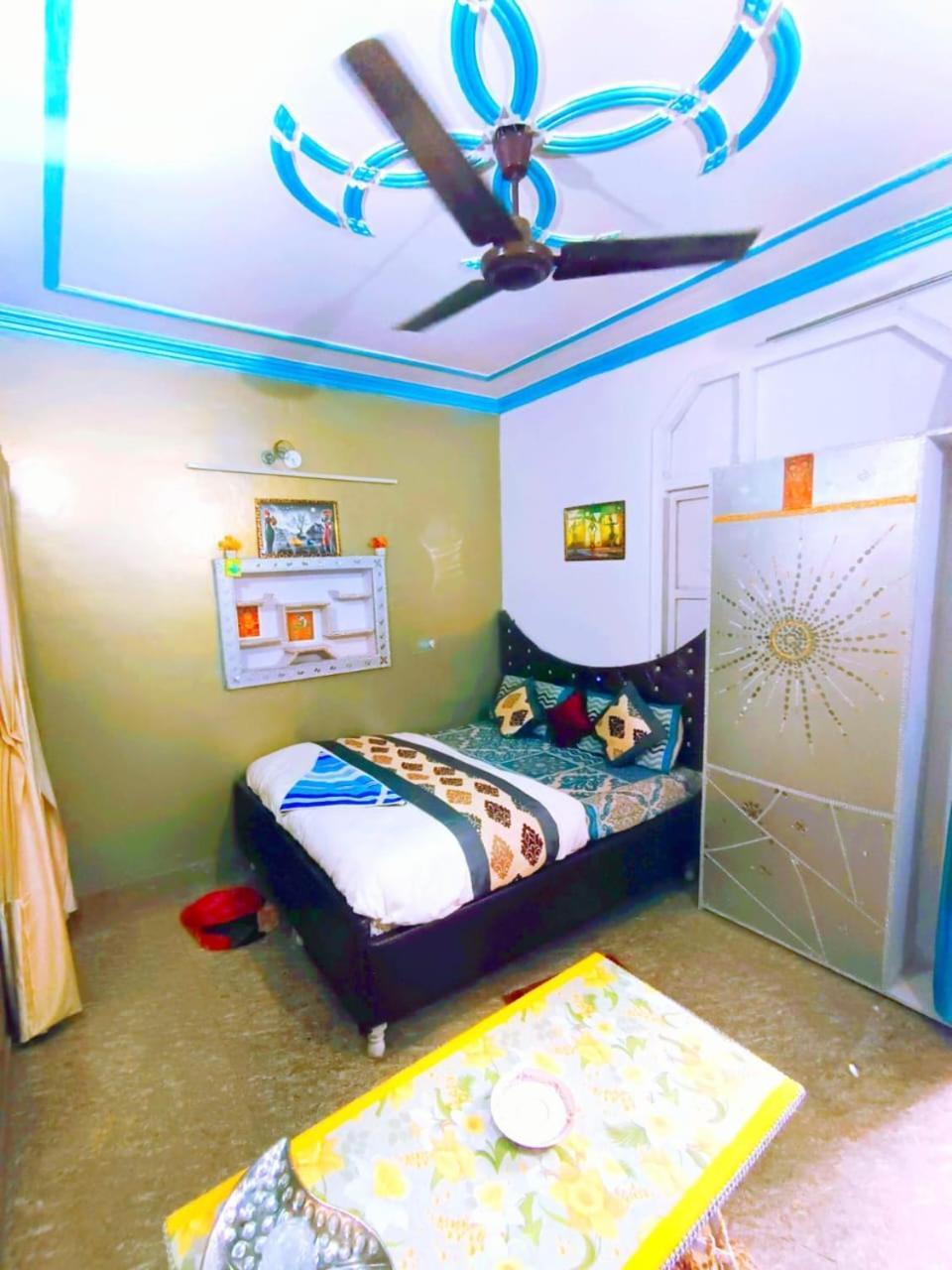 Hostel Hangout By The Deep Group New Delhi